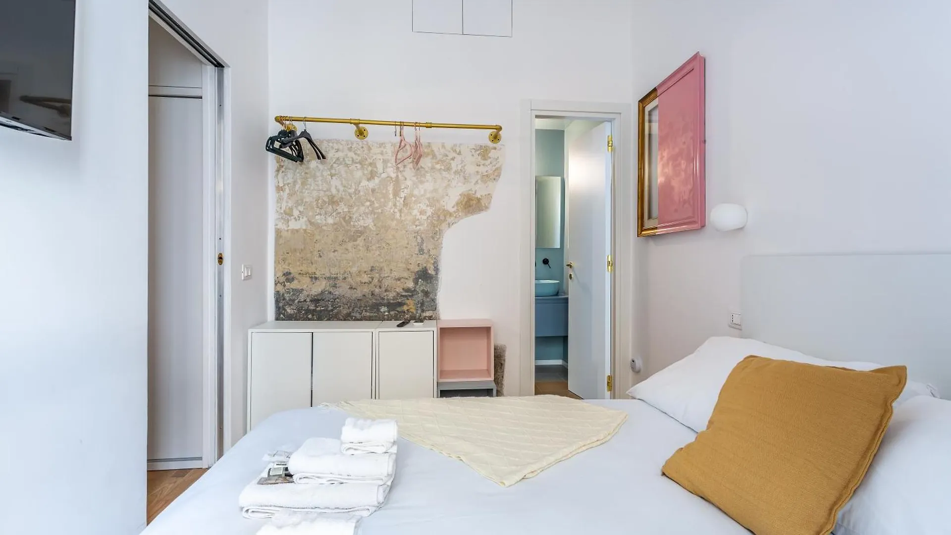 Iflat New Boutique Apartment In Rome'S Heart