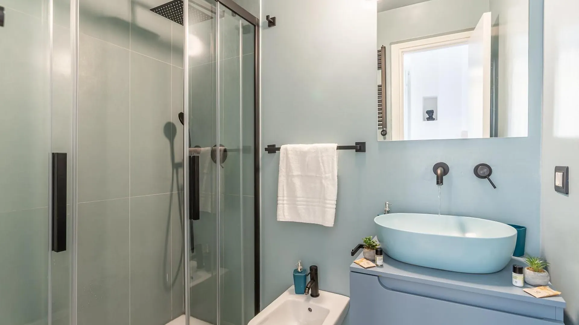 Iflat New Boutique Apartment In Rome'S Heart