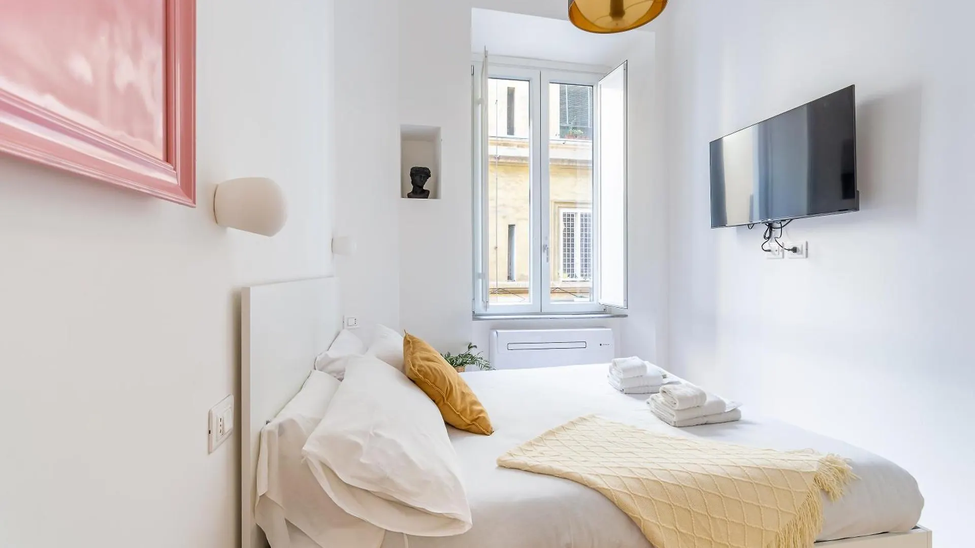 Iflat New Boutique Apartment In Rome'S Heart